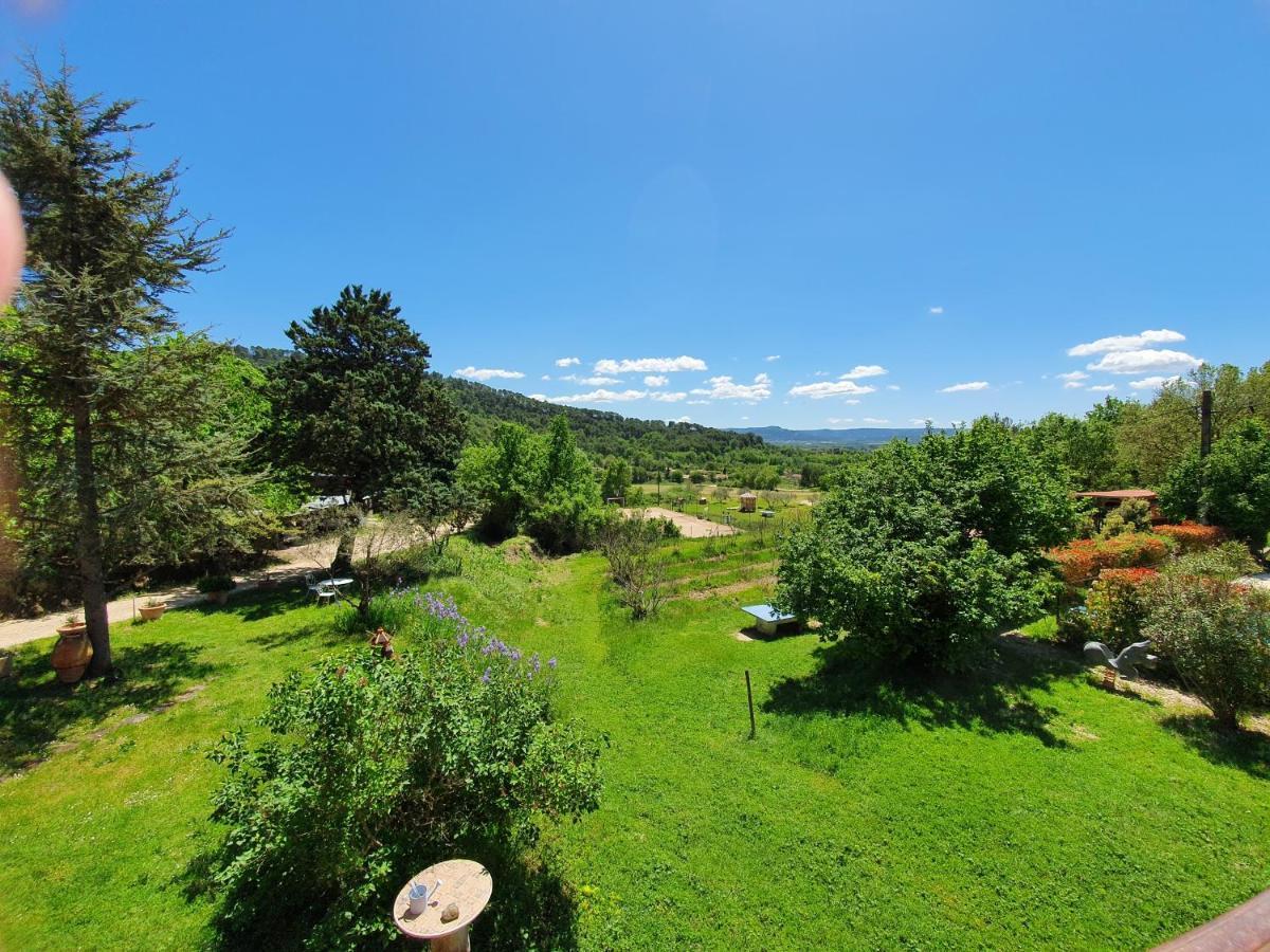 L'Oustaou Du Luberon Et Spa Villelaure Dış mekan fotoğraf