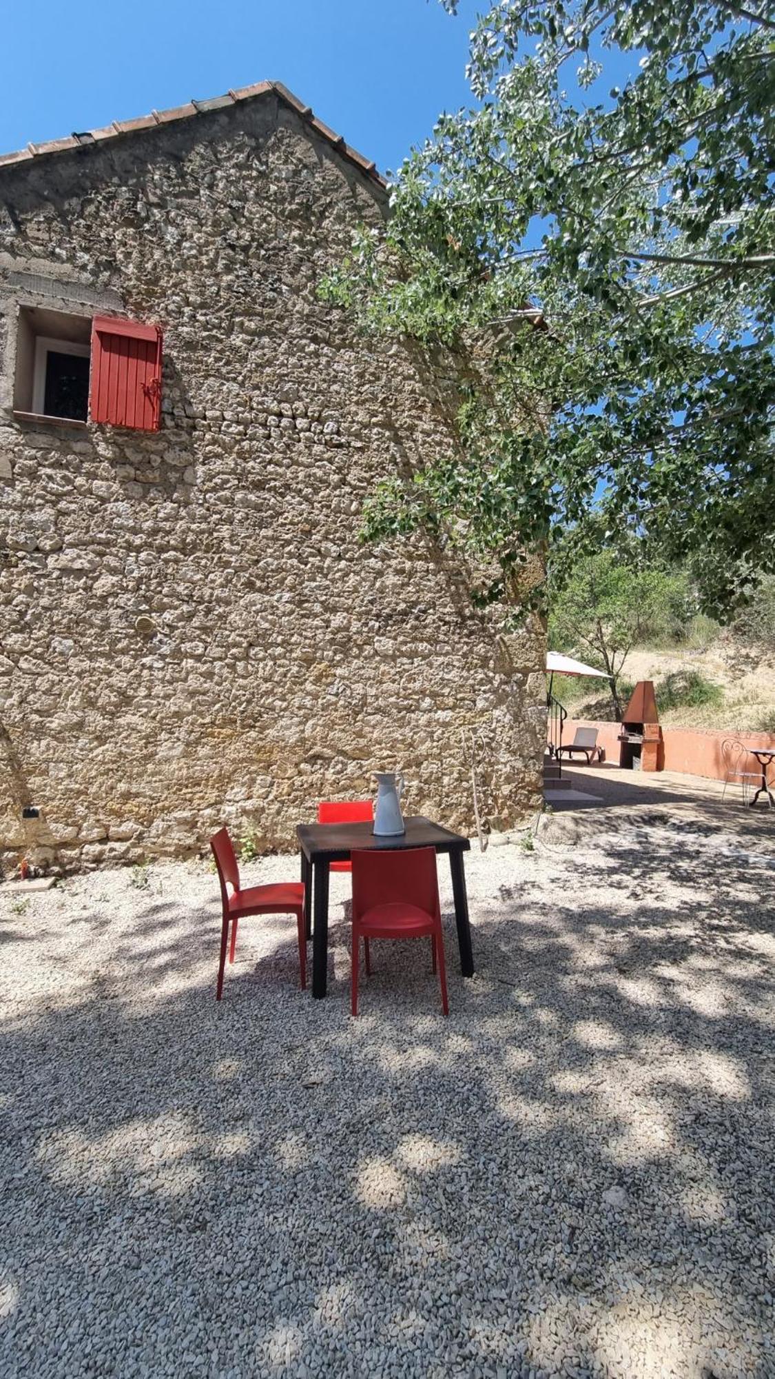 L'Oustaou Du Luberon Et Spa Villelaure Dış mekan fotoğraf