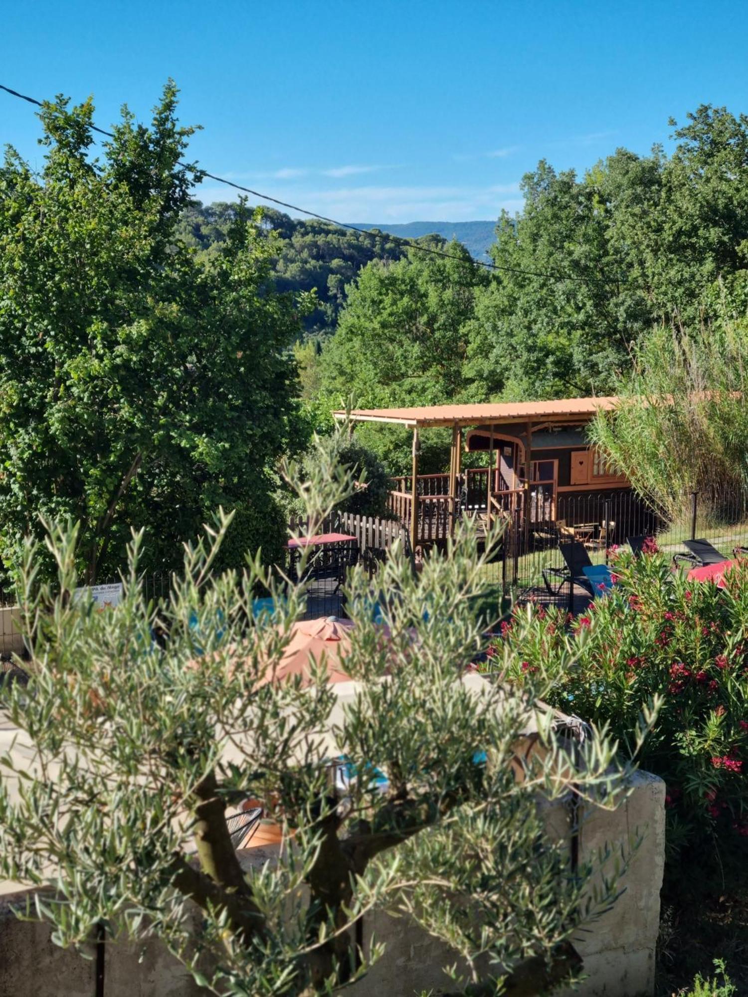 L'Oustaou Du Luberon Et Spa Villelaure Dış mekan fotoğraf
