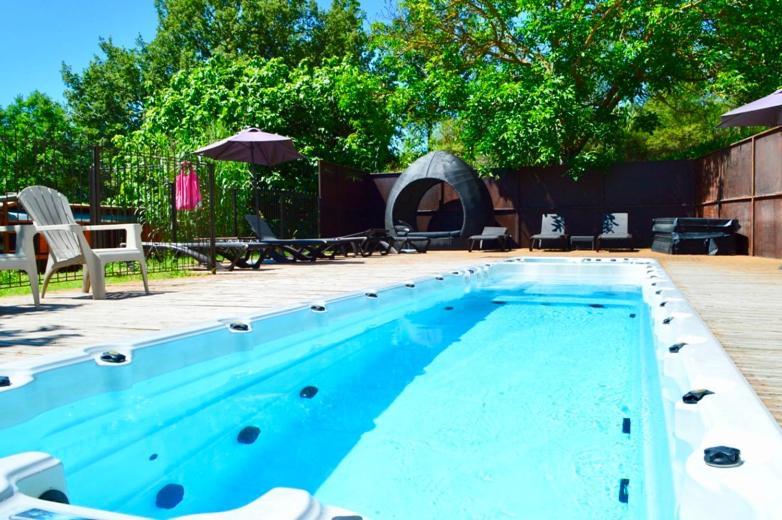 L'Oustaou Du Luberon Et Spa Villelaure Dış mekan fotoğraf