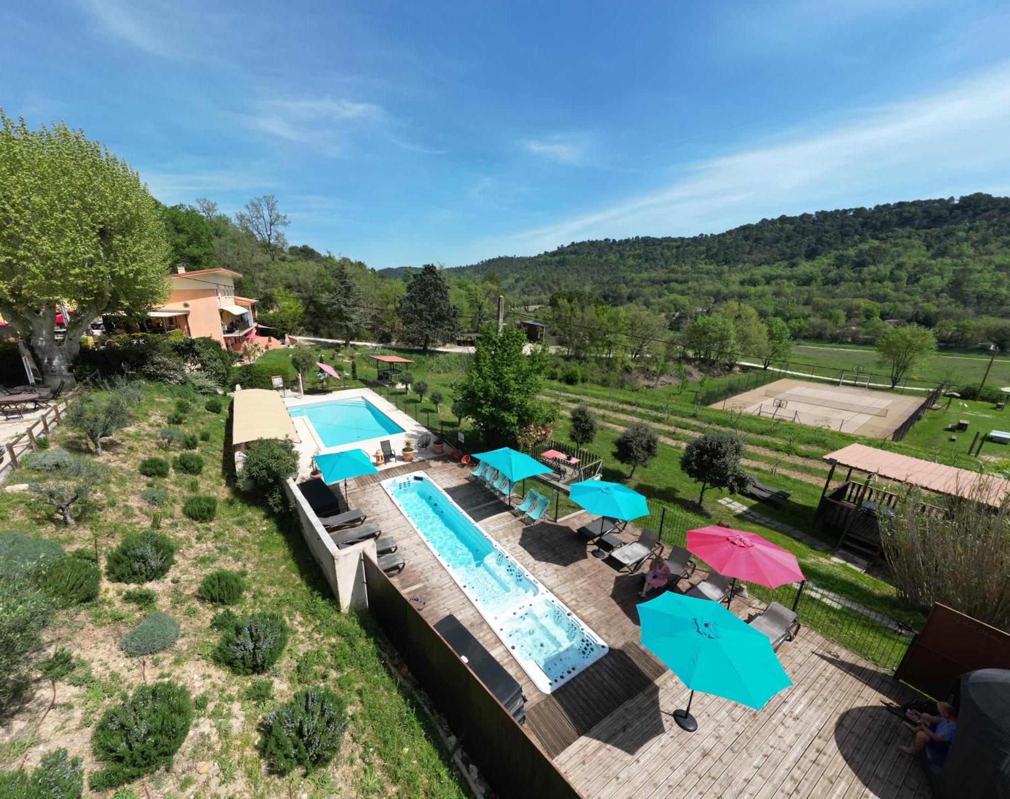 L'Oustaou Du Luberon Et Spa Villelaure Dış mekan fotoğraf