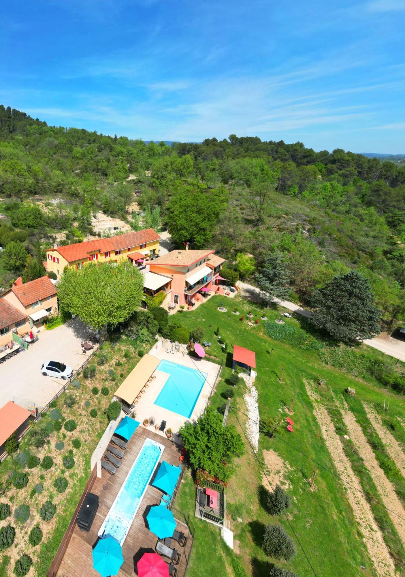 L'Oustaou Du Luberon Et Spa Villelaure Dış mekan fotoğraf