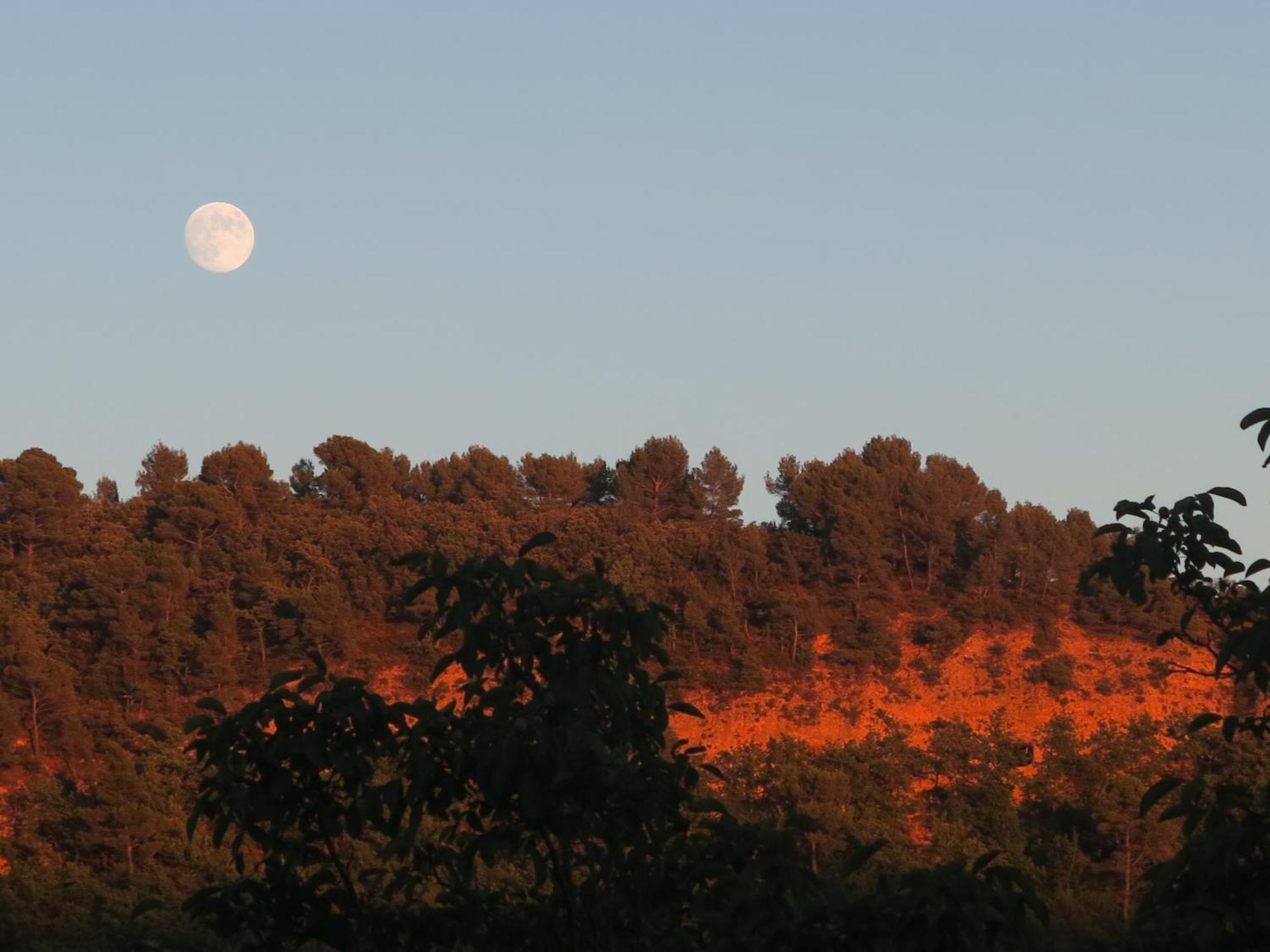 L'Oustaou Du Luberon Et Spa Villelaure Dış mekan fotoğraf