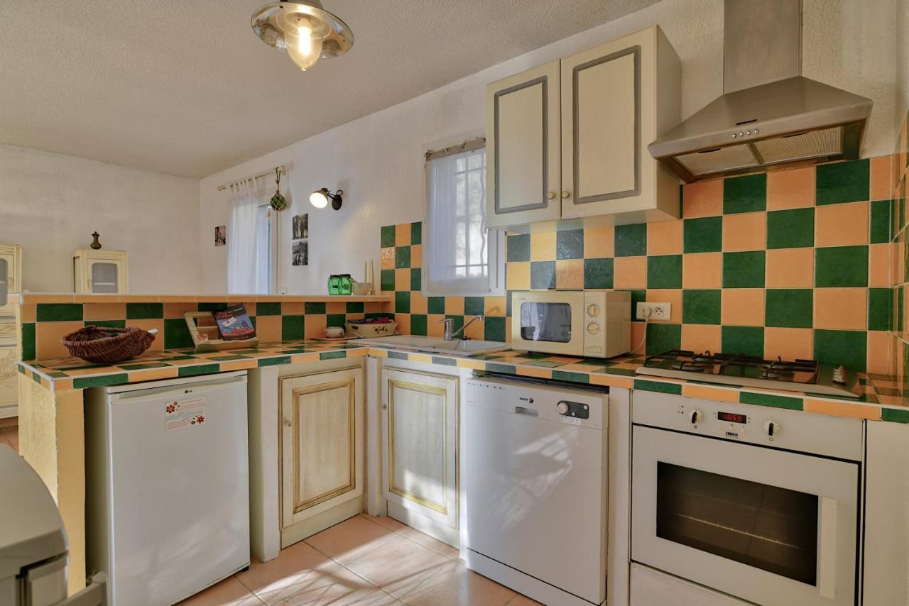 L'Oustaou Du Luberon Et Spa Villelaure Dış mekan fotoğraf