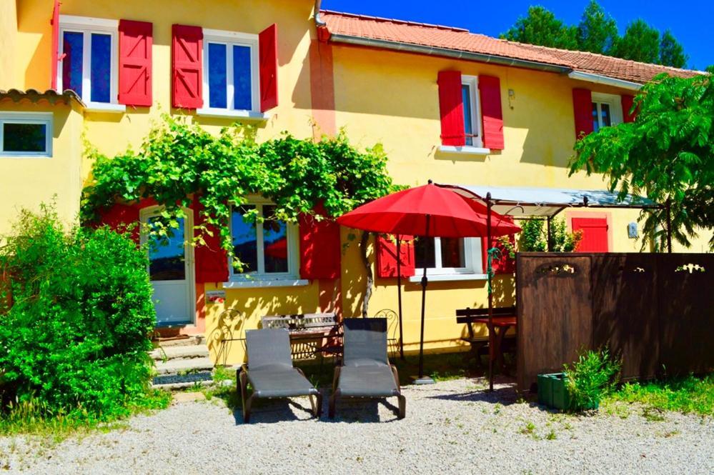 L'Oustaou Du Luberon Et Spa Villelaure Dış mekan fotoğraf