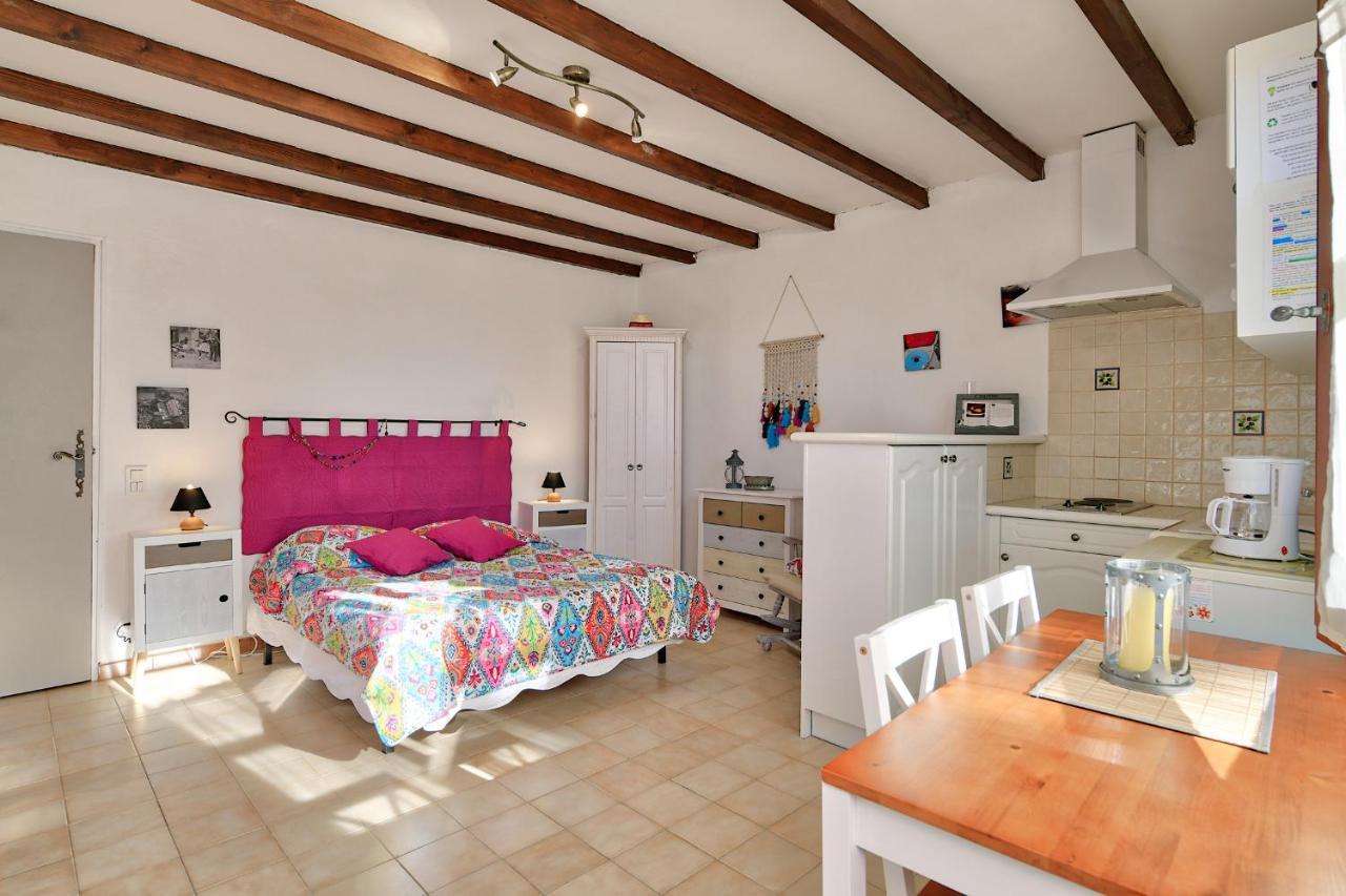 L'Oustaou Du Luberon Et Spa Villelaure Dış mekan fotoğraf